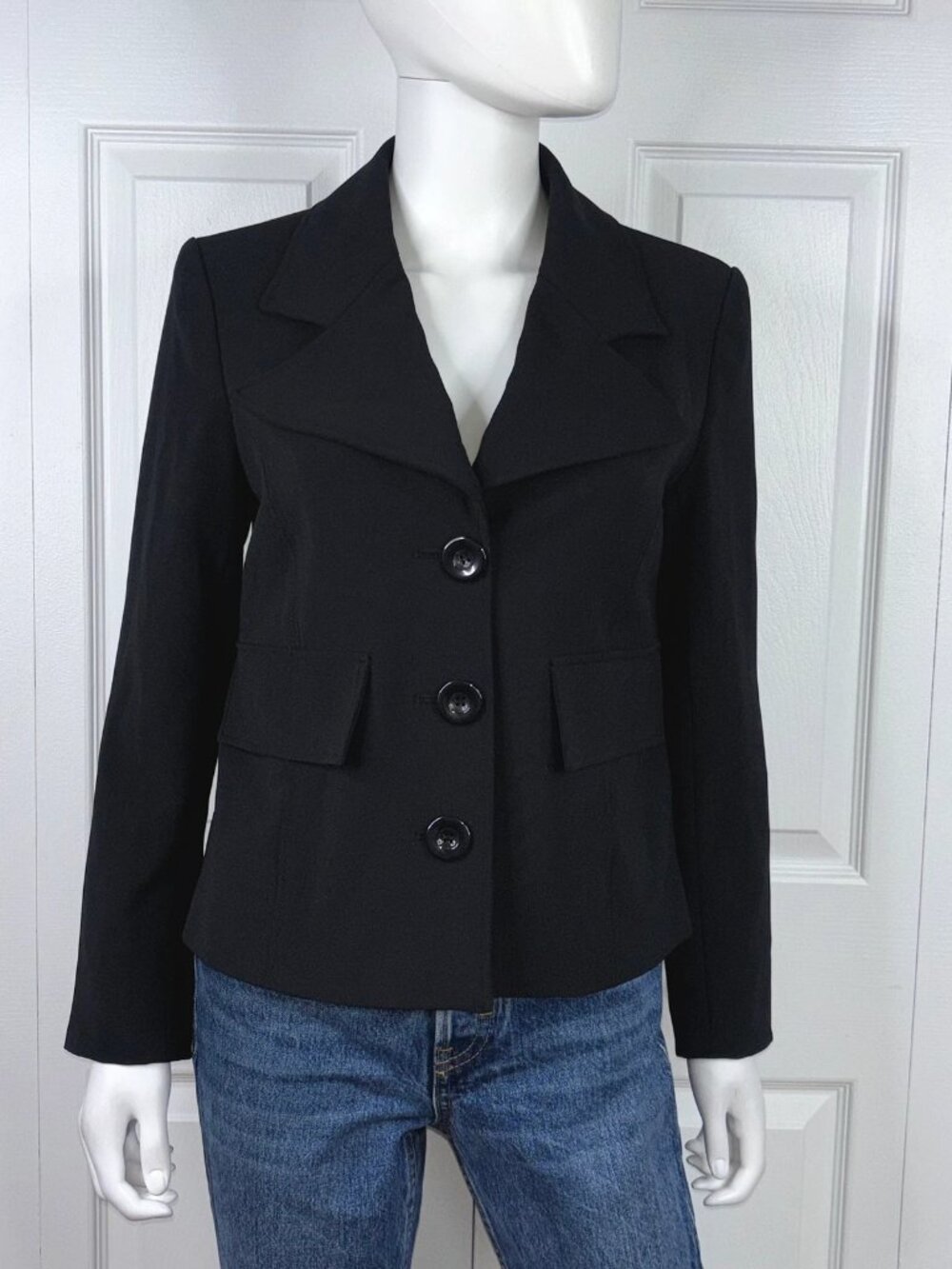 SANDRA ANGELOZZI women's black blazer size 6